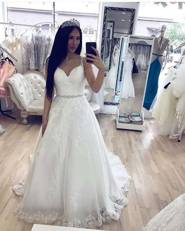 

Vestidos De Novia Spaghetti Straps Lace Wedding Dresses Beaded Appliques Wedding Gowns Elegant Bride Dresses robe de mariee