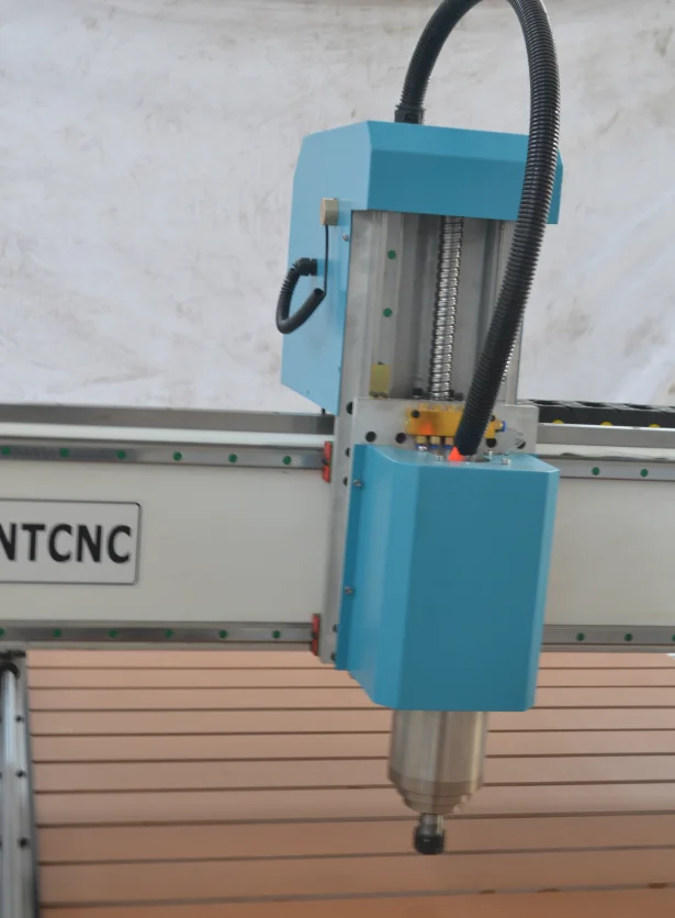 Лучшая машина высокой скорости вращения 4 оси ЧПУ 1325 маршрутизатор 3D резки с