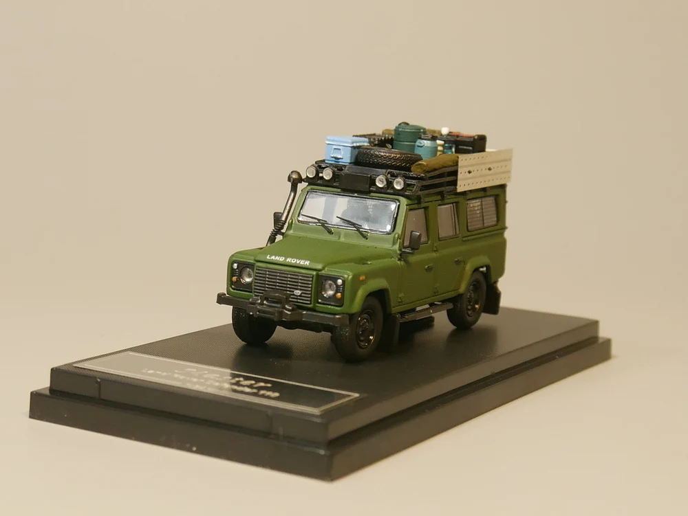 Мастер 1:64 Defender 110 с отлитым под давлением чемоданом автомобилем|Наземный