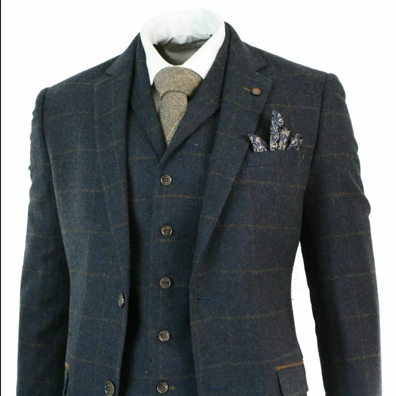 

2020 Handsome Mens Suit Mens Herringbone Tweed Navy Blue Check 3 Piece Two Button Wool Suit Peaky Blinders Tan