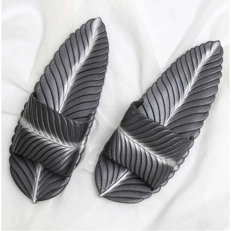 Женские тапочки Сезон лето Креативная модная одежда с листьями Повседневные