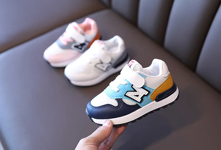 

Boys Sports Shoes Spring New Korean Version Soft Soles Breathable Casual Girls Net Face Children Daddy Shoes Baby Shoes