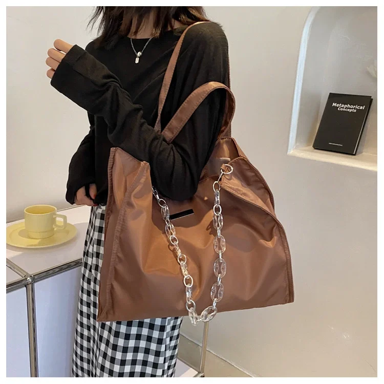 

Nylon cloth bag female new 2021 large capacity portable killer bag casual simplicity ins tide tote shopping bag