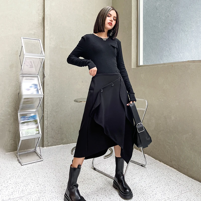 

[EAM] High Elastic Waist Black Button Irregular Temperament Half-body Skirt Women Fashion Tide New Spring Autumn 2021 1DD5814