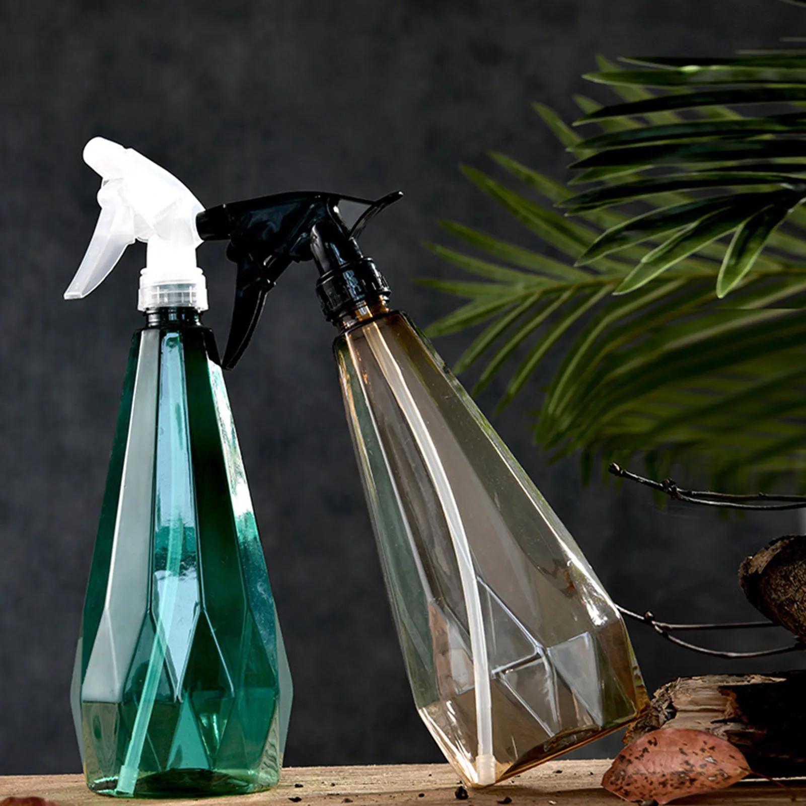 

Garden Watering Can Plant Pump Sprayer Hand Pressure Sprayer Home indoor green plants Diamond shape spray bottle durable