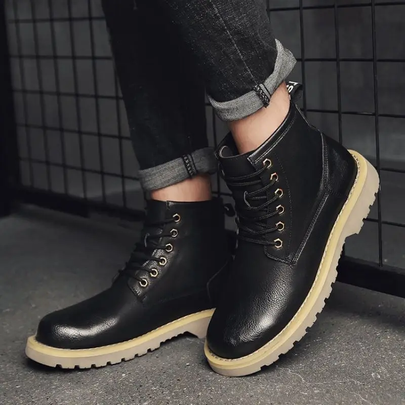 

Autumn Winter 2021 New Men PU Fashion Lace Up Flat Bottomed Round Head Short Tube Martin Boots Leisure and Hot Sale 8KH281