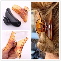2020 hot sale hair claw clips for women strong bit force plastic pc crabfor hair hairdressing salon tool ponytail holder summer