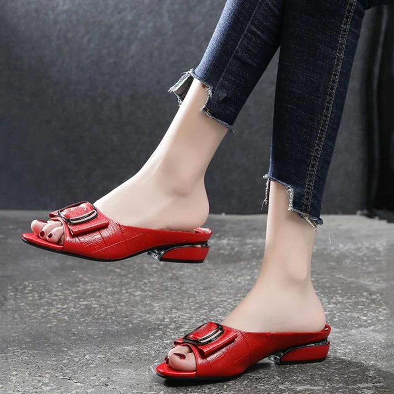 

Red Sexy Peep Toe Metal Decoration Buckle Shallow Square Heel Slippers Shallow Party Sandals Designer Women Slides Plus Size
