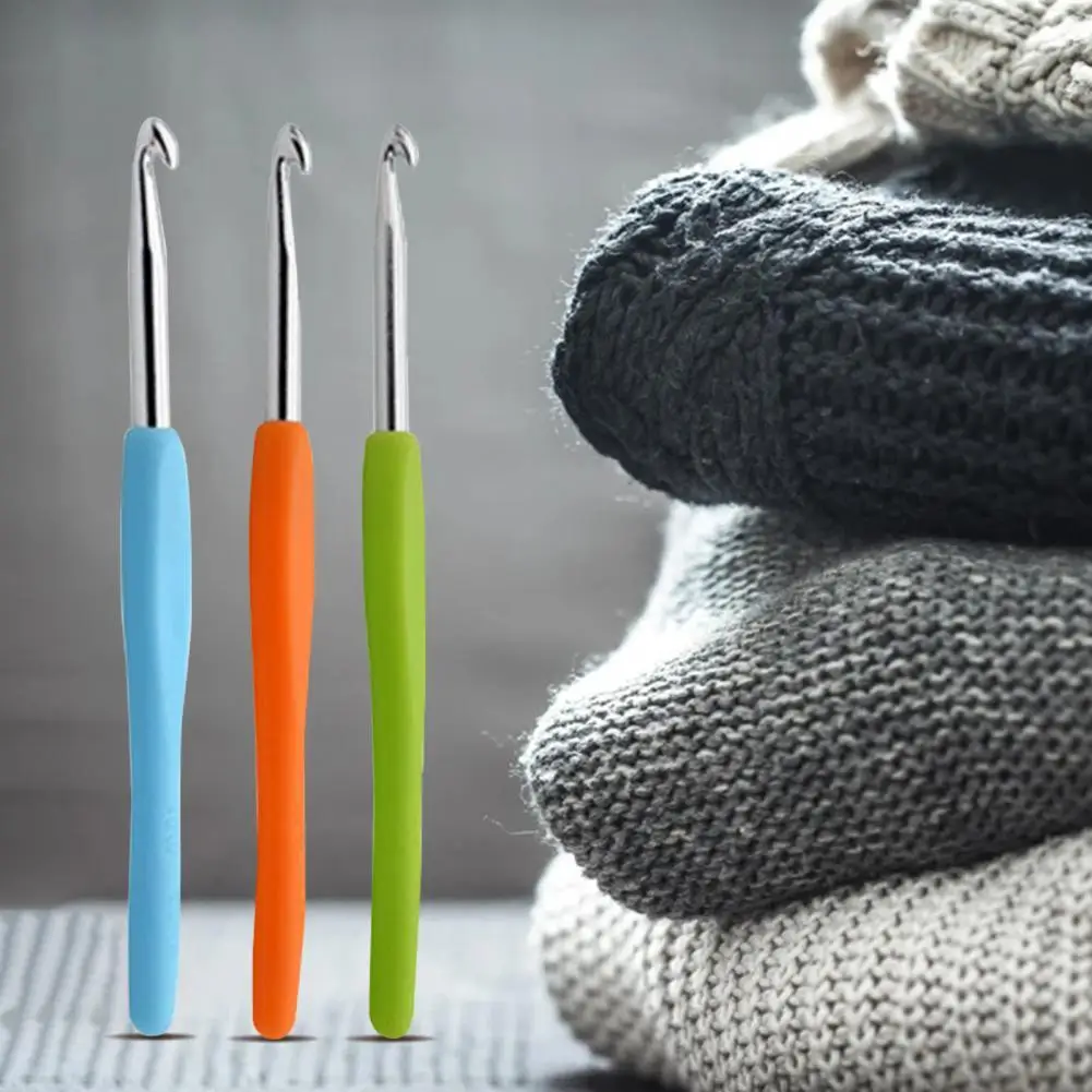 

60% Dropshipping!!1 Set Crochet hook non-slip handle labor saving iron needle knitting crochet set yarn tool