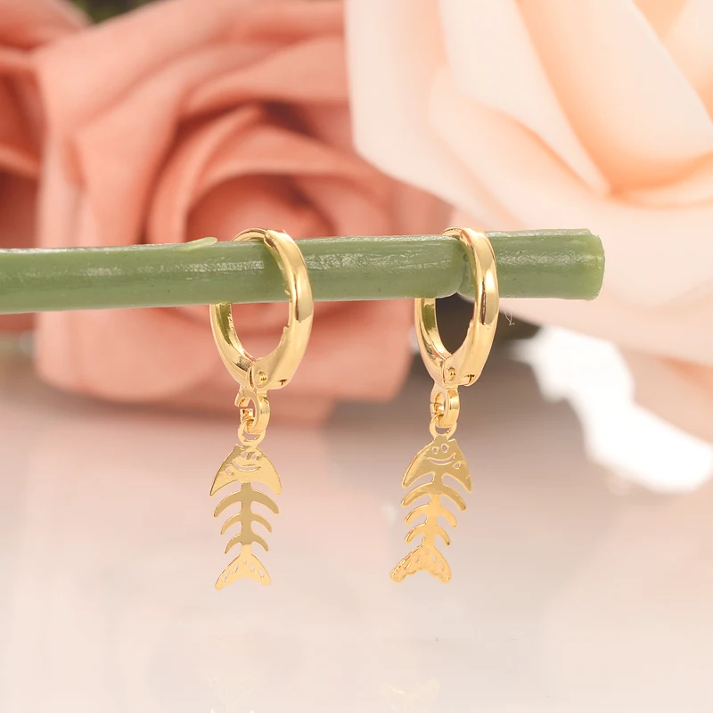

New Vintage Earring Jewelry Fashion Gold Color Fish Bone Earring Pendant For Women 2021 Simple Metal Earrings Party Gift