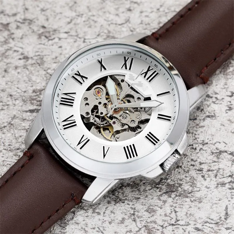 

New fashion classic men's high grade business watch waterproof watch wine barrel watch personality WATCH QUARTZ WATCH