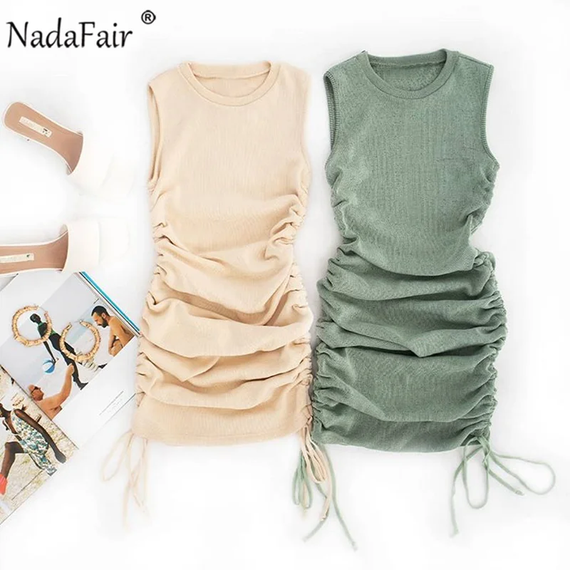 Женское трикотажное мини платье Nadafair обтягивающее короткое в рубчик с открытыми