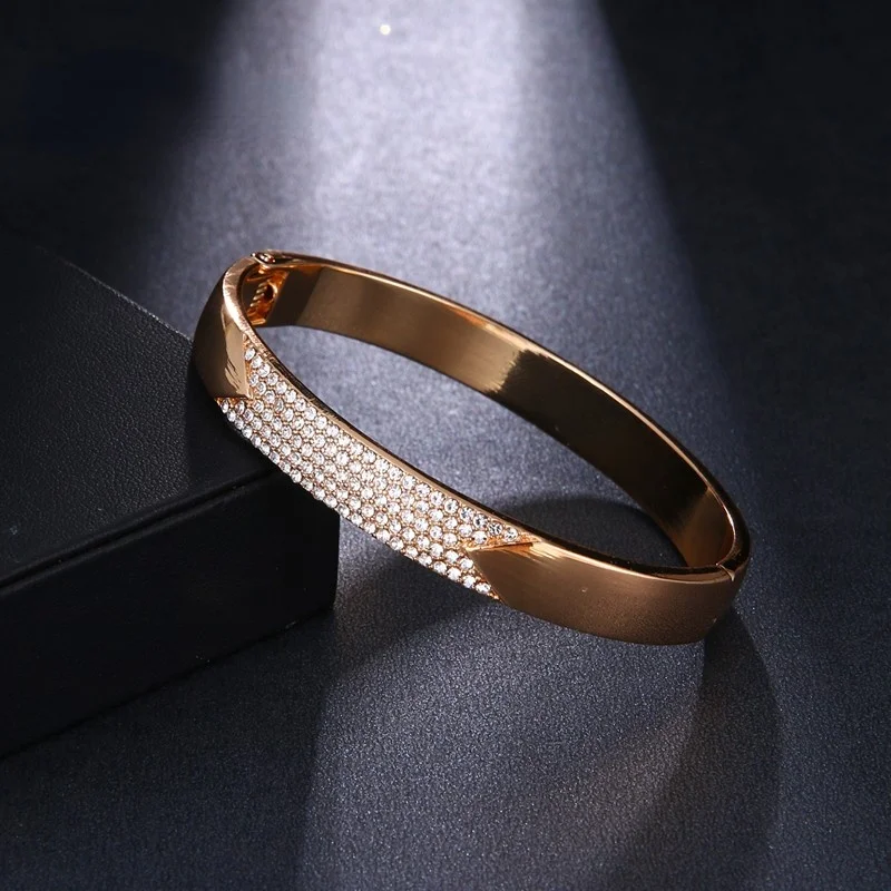 

AMC Trendy Vintage Rose Gold Shiny Crystal Cable Chain Whole Crystal Zircon Lucky Bracelet Bangle Women's Jewelry Gifts 2021