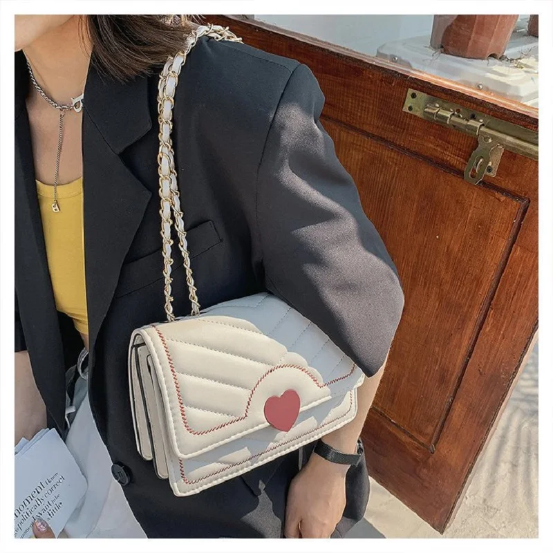 

Shoulder Bags For Women New 2021 Designer Ladies Luxury Brand Handbags White Black Chain Crossbody Bags Sac Bandouillere Femme
