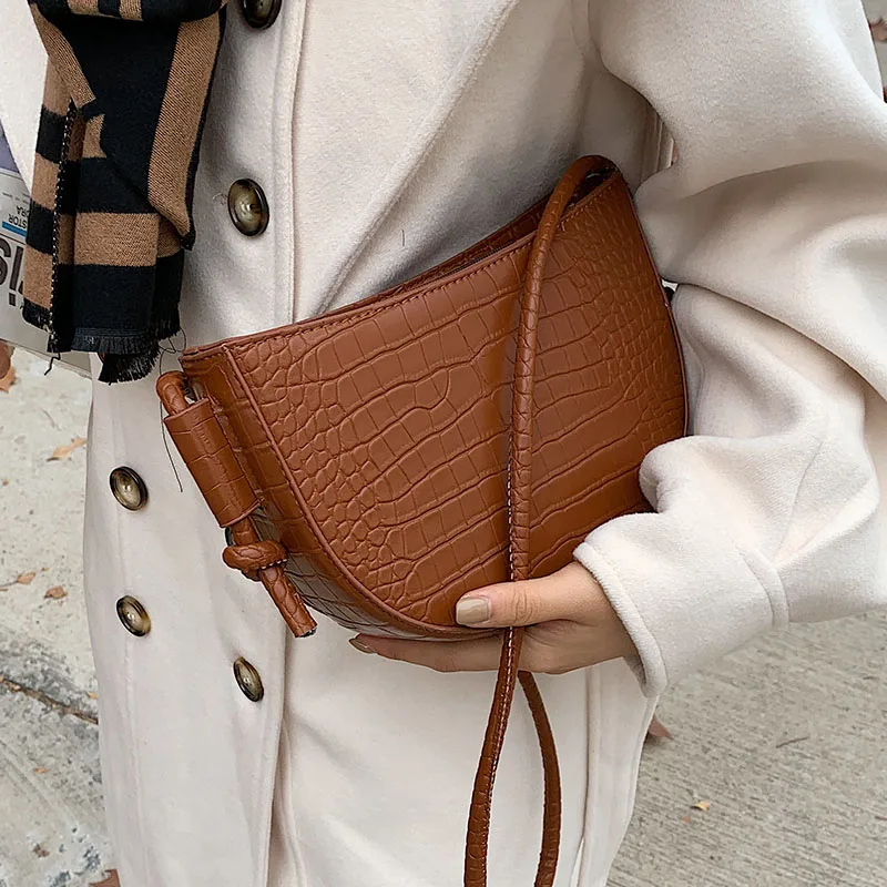 

Vintage Small Semicircle Saddle Bag For Women 2021 New Fashion PU Leather Handbags Lady Shoulder Crossbody Bags Travel Bag Totes
