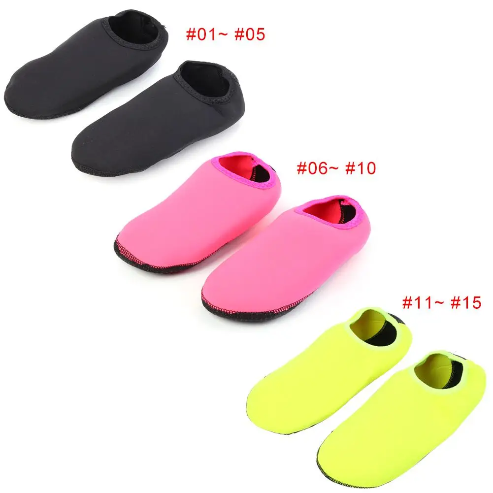 Акватуфли для плавания мужчин и женщин мягкие Нескользящие кеды пляжа отдыха на