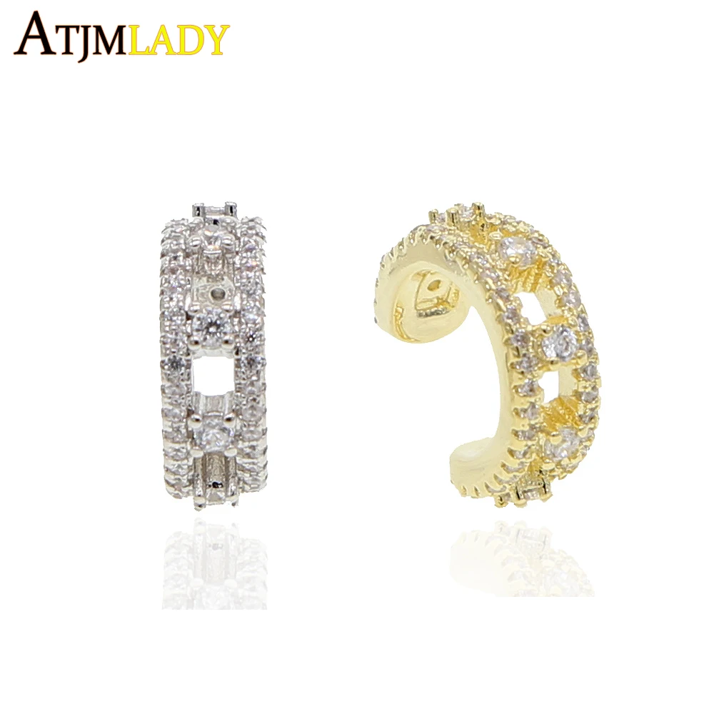 Женские серьги-клипсы серебряного цвета с фианитом небольшие размеры 1 шт. |