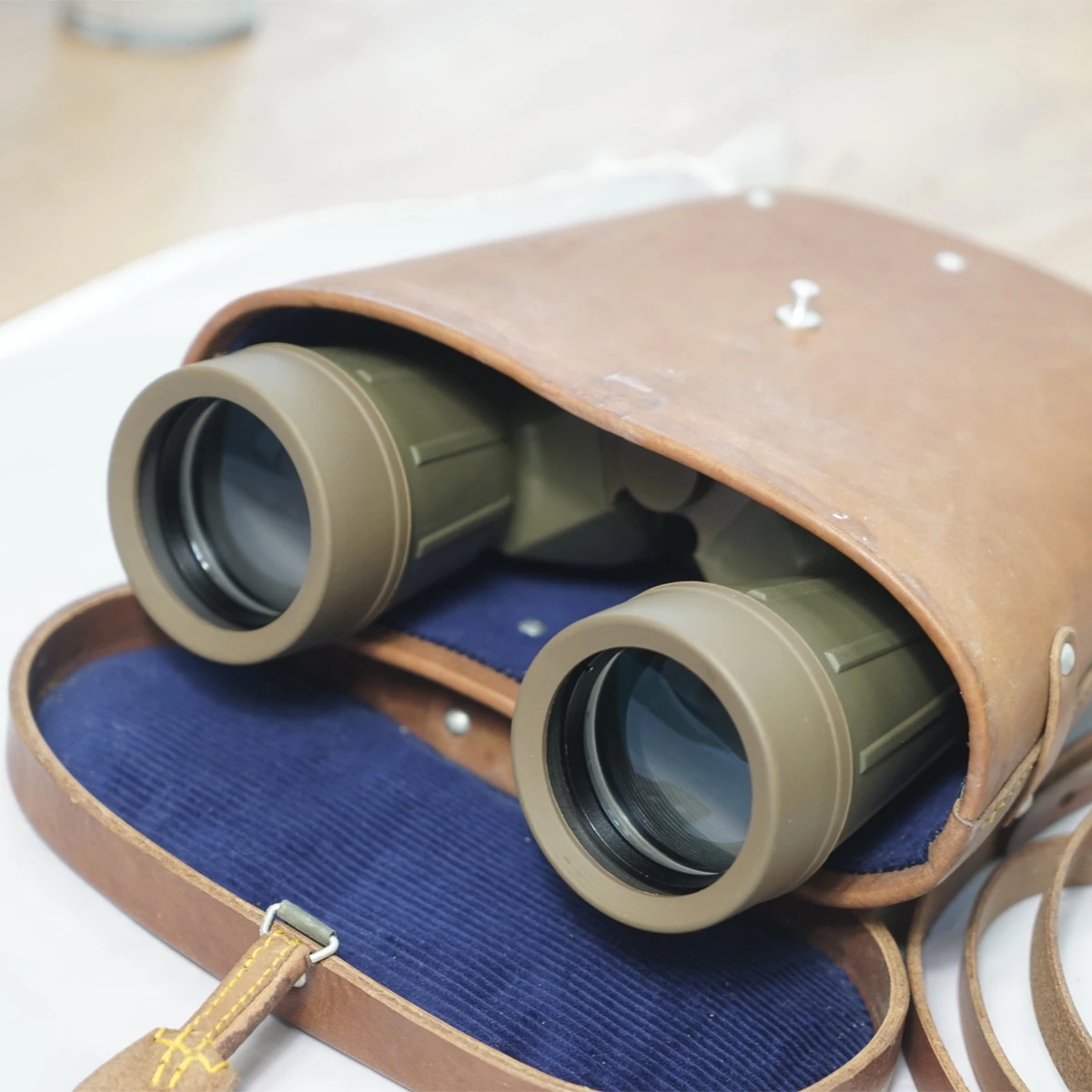 Компактный Военный бинокль SKWoptics 10x50 охотничий телескоп bak4 с кожаной коробкой |