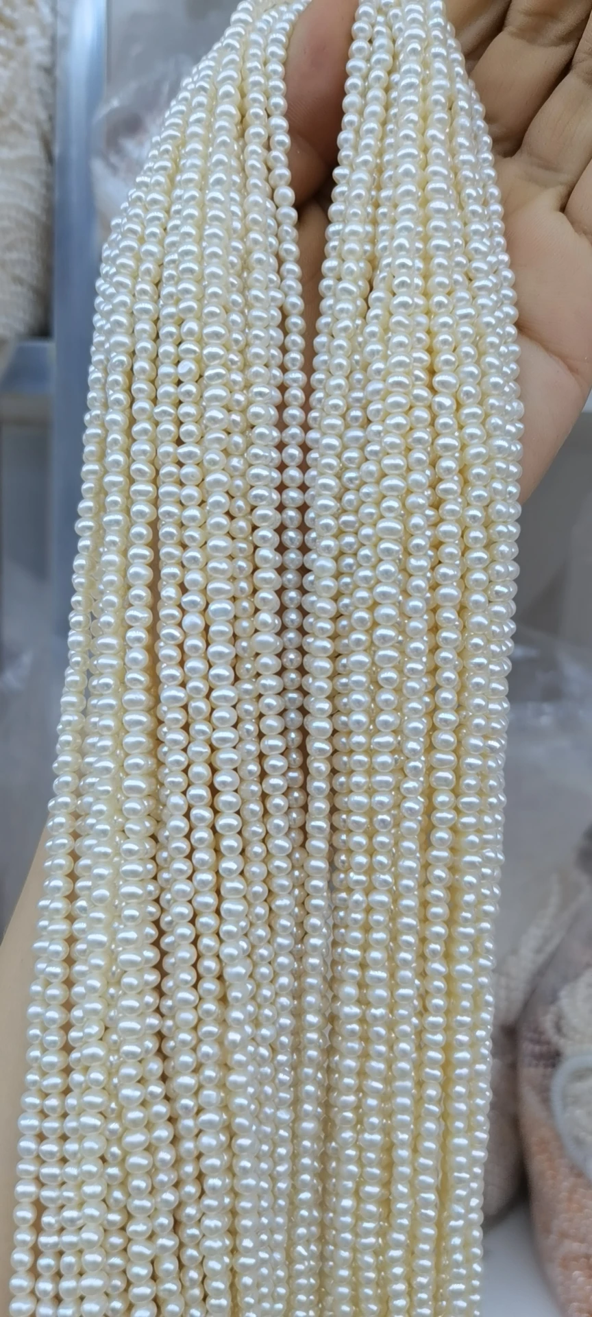 

free shipping 37 CM,3-5 mm mini near round egg shape pearl AA good luster,100% nature freshwater pearl in strand