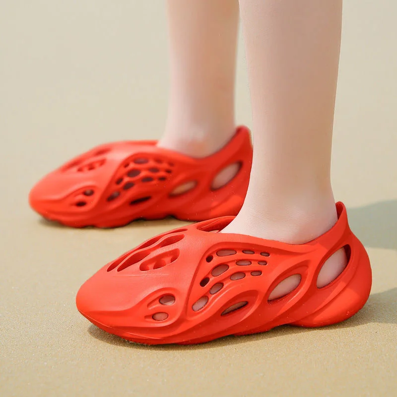 

Children's Coconut Hole Shoes in 2021 Summer Non-slip Autumn Sandalias Women Shoes 2020 Children Flat Girls Slippers Platforms