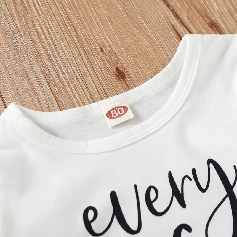 

Baby Boys Girls Romper Cotton Round Neck Dog Footprints Letter Print Jumpsuit