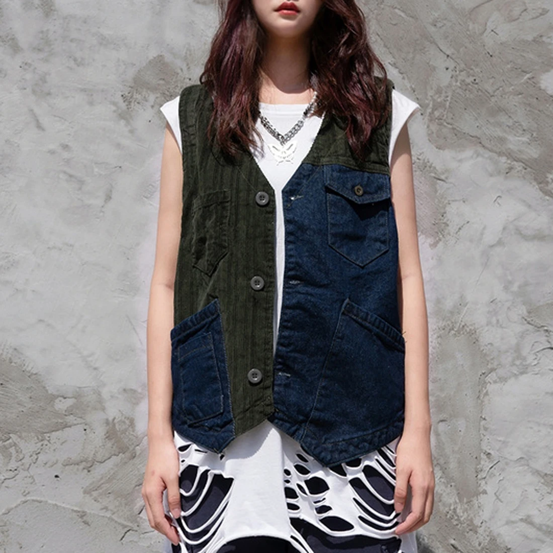 

ATSUNNY V-neck Vest Outdoor Camping Hiking Coat Women Anti-wear Fishing Hunting Garden Work Clothes Denim Stitching Waistcoat