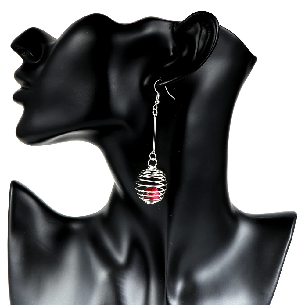 Женская серьга пружина из натурального камня с тигриным глазом бирюзы оникс