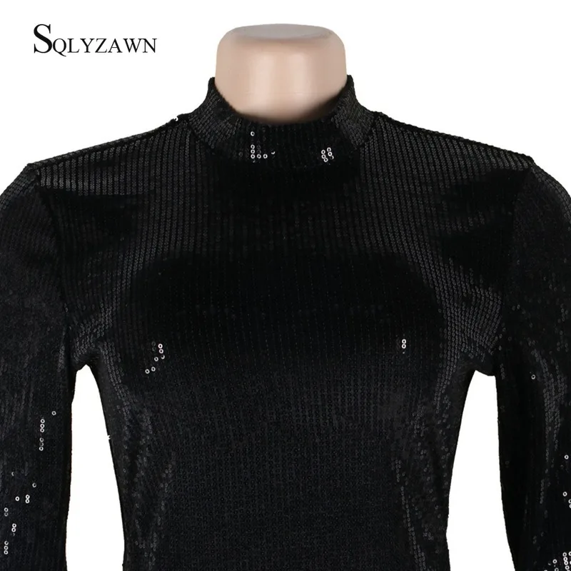 Женское мини-платье с длинным рукавом блестками и открытой спиной | Женская