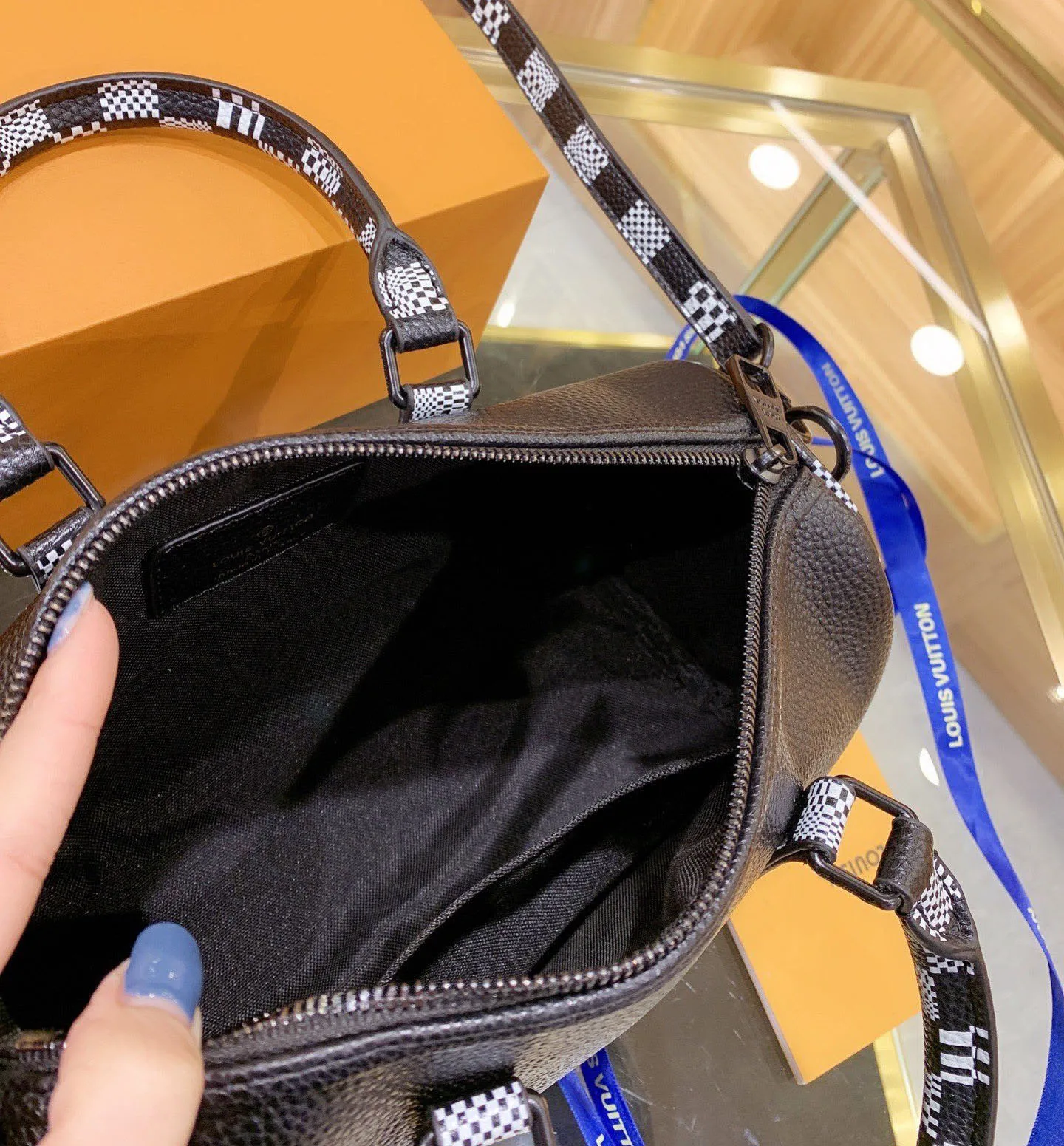 

With Logo Bags for Women Genuine Leather New Trendy Fashion Simplicity Soft Leather Single Shoulder Messenger Travel Bag