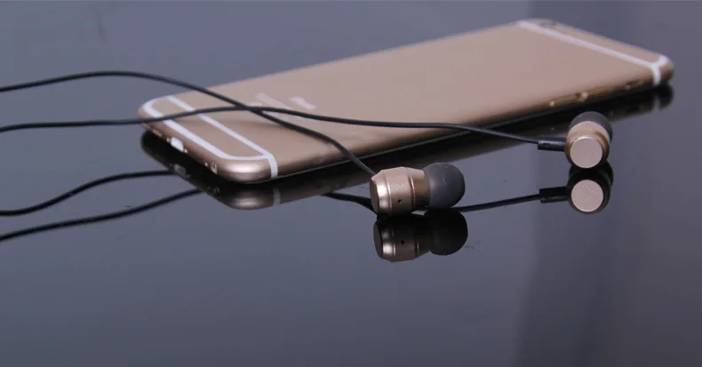 Наушники-вкладыши Yulass проводные красные модные высокое качество звука маленькие