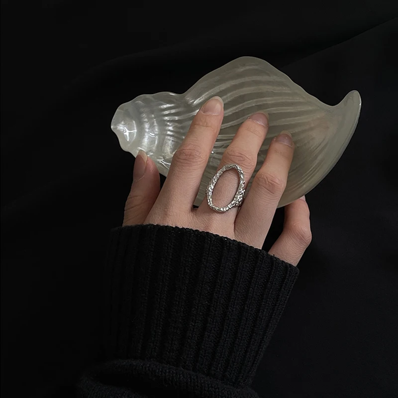 Серебристые медные Асимметричные пустотелые выпуклые кольца-Багет с изменяемым