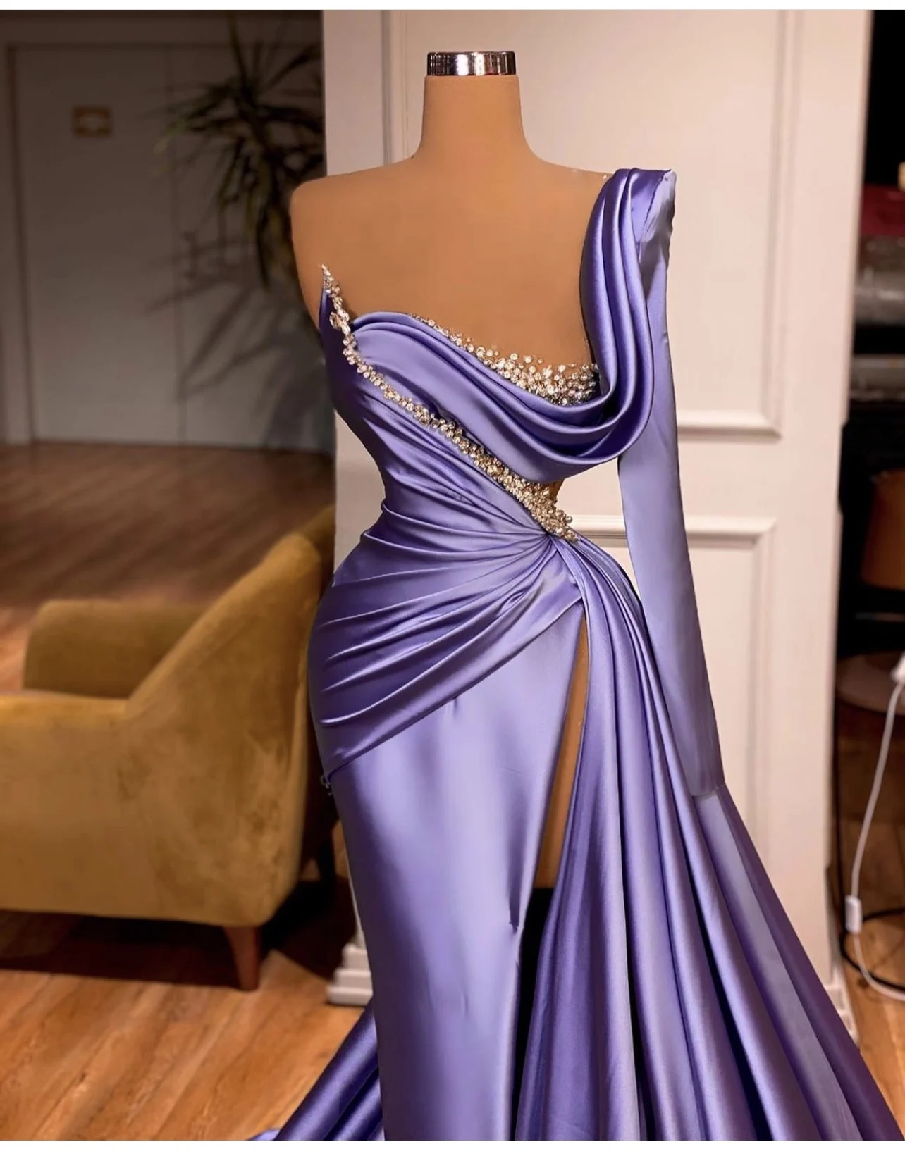 

YILIBER Evening dresses 2021 vintage vlack pearls long sleeves evening gowns beading prom dresses for women short dresses