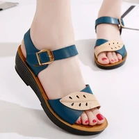 2021 summer mother fashion shoes flat sandals women aged leather soft bottom mixed colors fashion sandals comfortable old shoes
