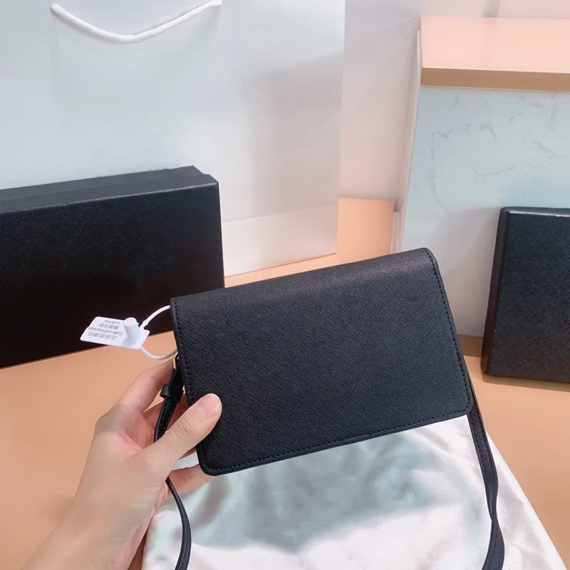 

2021 autumn and winter new obstructive small square bag woman bag fashion all-match shoulder bag messenger bag185174