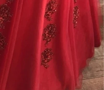 

Off The Shoulder Appliques Beading Full-Length Quinceanera Dresses Satin Ball Gown Vestido De 15 Anos Vestidos De Quinceaneras