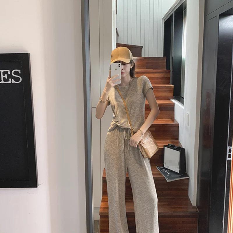 Mishow 2019 summer sport causal Two-piece suit women around neck short sleeve shirt + elastic waist drape pants MX19B3519 | Женская
