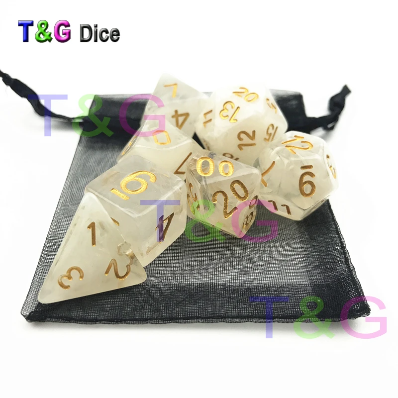 7 шт./компл. высокое качество полупрозрачные кубики туманности D4 D20 Плюс сумки из
