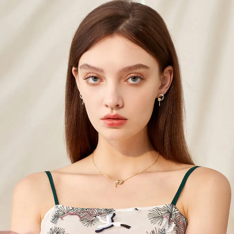 

The new S925 silver needle I youth drop oil plum flower earnail female simple temperament earrings personality earrings