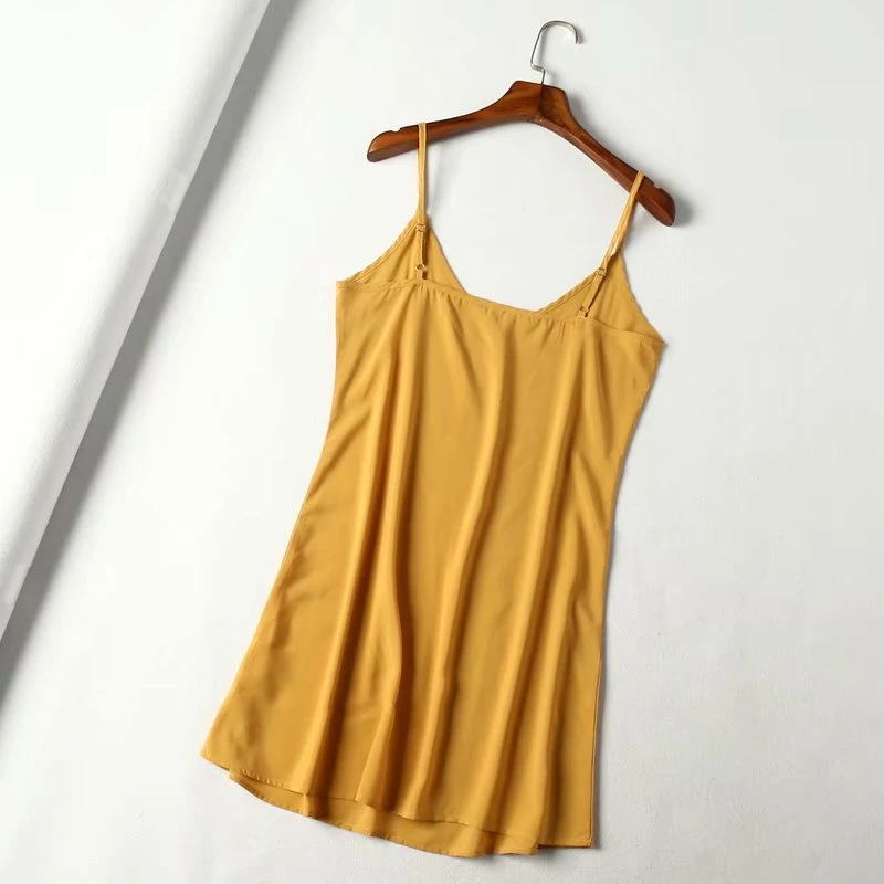 Женское платье-миди с цветочным принтом V-образным вырезом и длинным рукавом |