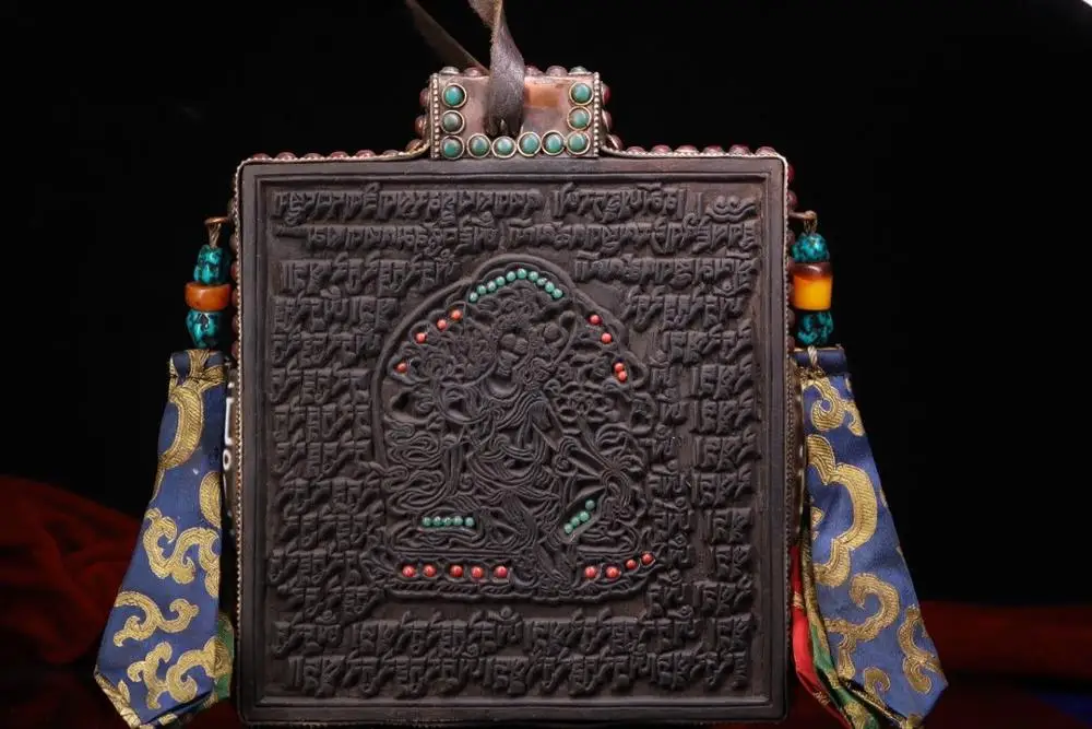 

wedding decoration Old Old Bodhi root hand-carved in chisel, inlaid with dzi beads, preciouss stones Hanging pendant
