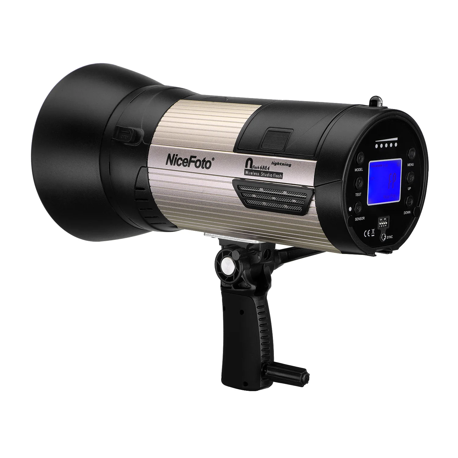 

NiceFoto 680A Outdoor Studio Flash Strobe Light 2.4G Wireless System 500 Times Full Power Flash Support 6600mAh Battery Powered