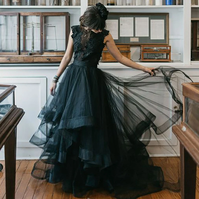 Gothic Vintage Black Wedding Dress Flower Appliqued Lace Ruffles Tulle A Line Retro Abito Da Sposa Bridal Gowns Simple Design | Свадьбы и