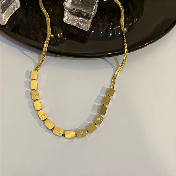 Изящные Подвески с надписью Love маленькое кубическое ожерелье-змея золотая