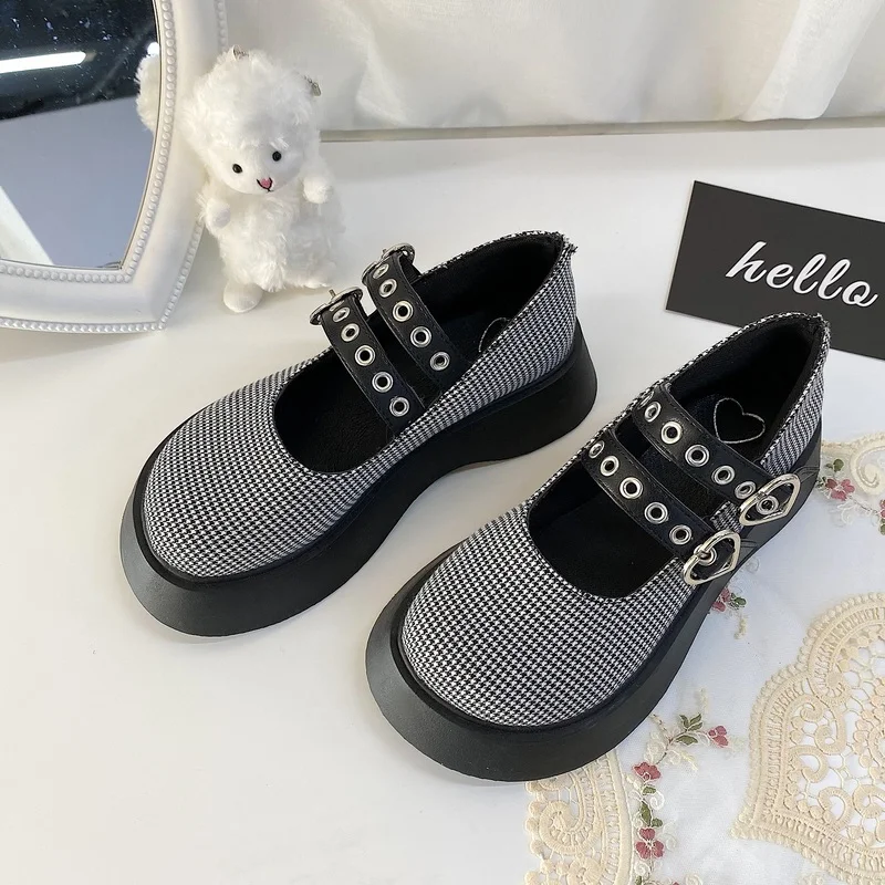 

Plaid thick-soled Mary Jane shoes women's 2021 fashion heart buckle ankle strap Lolita shoes women's elegant platform high heels