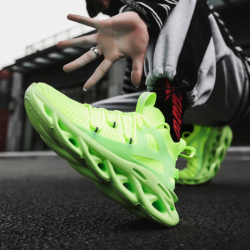 

2020 Autumn Youth Outdoor Running Sports Shoes Park Road Free Running Fitness Sports Shoes Green Black Running Sports Shoes