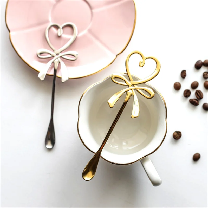 Новая 3D Мини кофейная чайная ложка в форме сердца с бантиком десертная подвесная