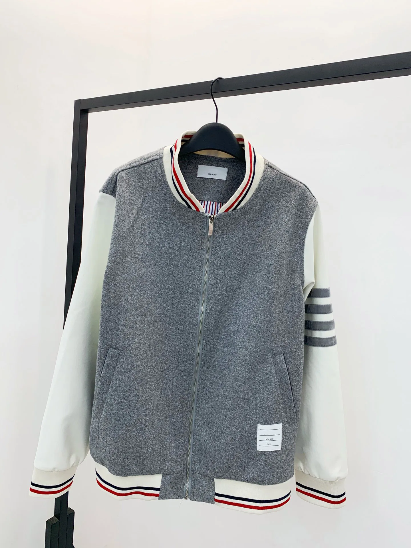 

2021 Spring And Autumn Men's Baseball Uniform Splicing Craftsmanship Casual Streetwear Simple Wild Zipper Cardigan Couple Jacket