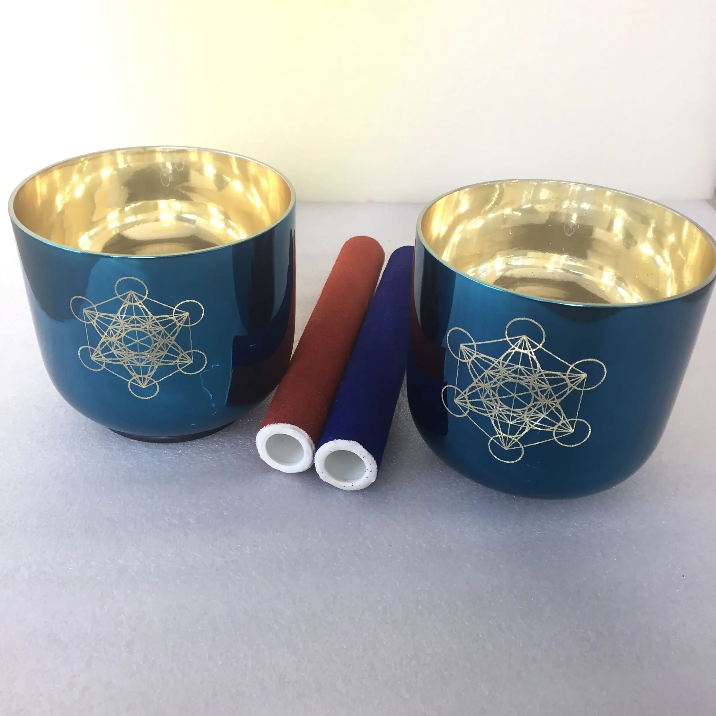 2 Pcs of indigo shinny color crystal singing bowl 528HZ perfect pitch for sound healing. | Спорт и развлечения