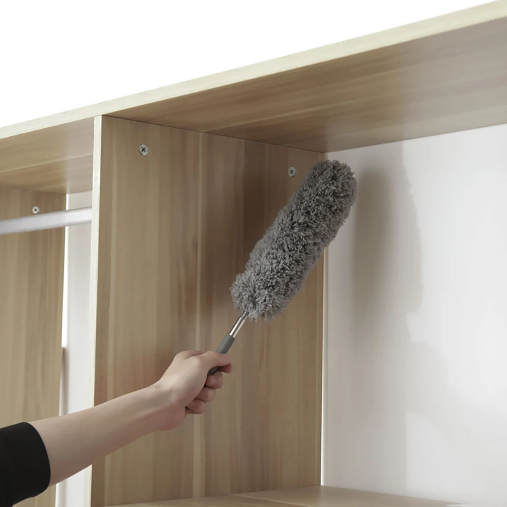 Удлинитель для пуховки из нержавеющей стали с дополнительно длинным телескопическим штоком и гибкой головкой для уборки паутины.