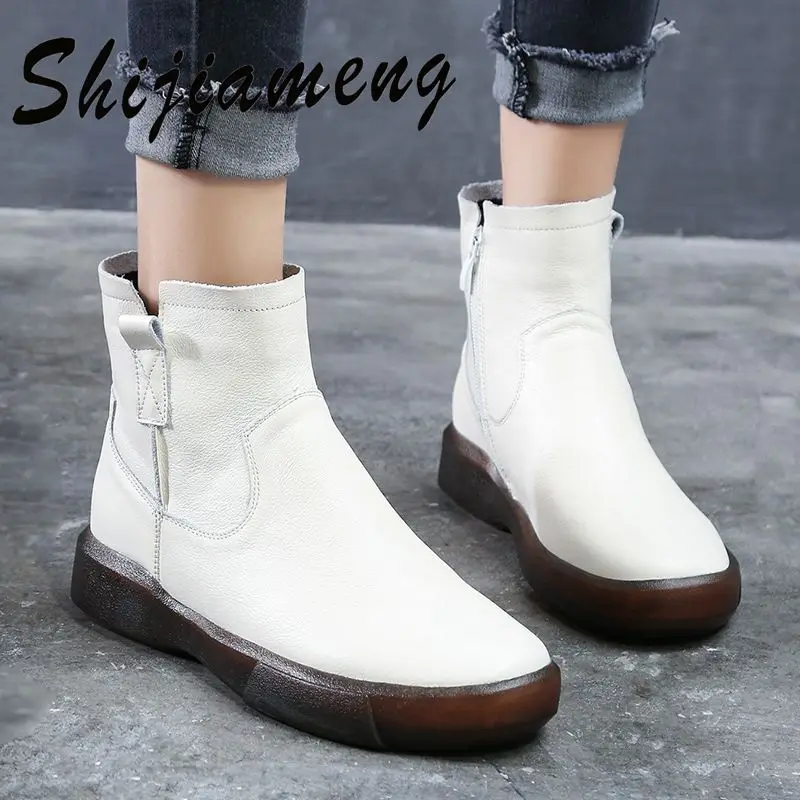 

White riding boots women's new autumn 2021 leather short tube thick bottom Plush large women's boots early autumn boots